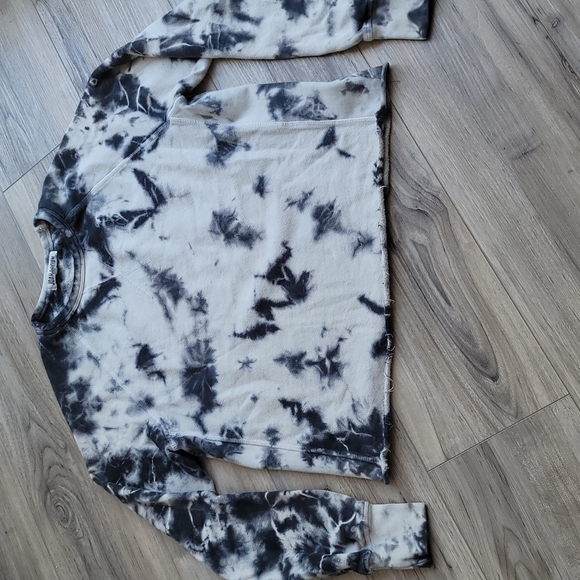 JOAH BROWN  COOKIES AND CREAM SWEATSHIRT SIZE SMALL/MEDIUM - Picture 3 of 5